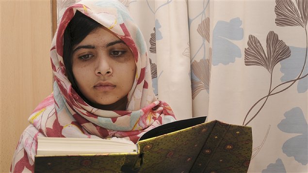 Malala Yousafzai récupère lentement de ses blessures dans un hôpital de Grende-Bretagne. Malala Yousafzai récupère lentement de ses blessures dans un hôpital de Grende-Bretagne.