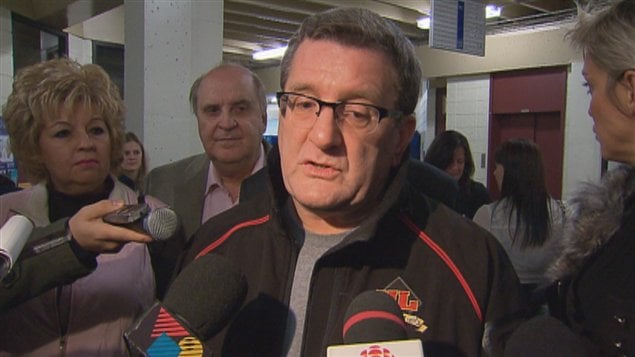 Régis Labeaume lors du point de presse dans l'arrondissement de Charlesbourg à Québec. Régis Labeaume lors du point de presse dans l'arrondissement de Charlesbourg à Québec.