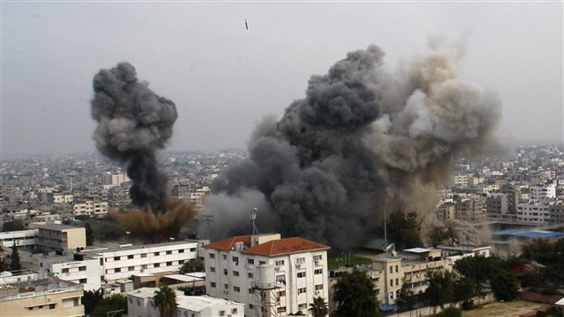 Une attaque aérienne israélienne sur la ville de Gaza le 21 novembre 2012 Une attaque aérienne israélienne sur la ville de Gaza le 21 novembre 2012