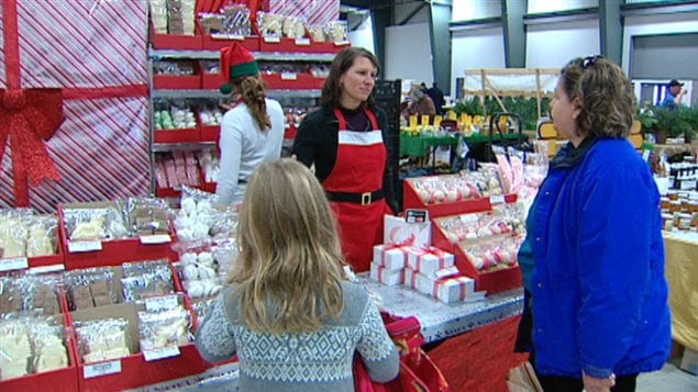 Le Marché de Noël se déroule tous les dimanches jusqu'à Noël. Le Marché de Noël se déroule tous les dimanches jusqu'à Noël.