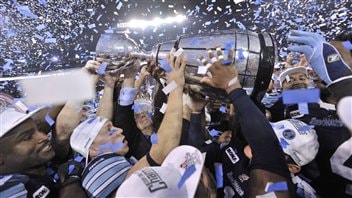 Les Argonauts ont battu les Stampeders Les Argonauts ont battu les Stampeders
