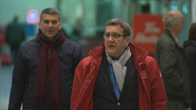 Régis Labeaume à l'aéroport de Québec Régis Labeaume à l'aéroport de Québec