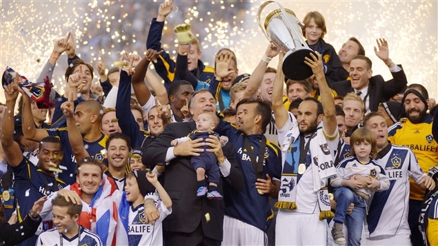 Le Galaxy de Los Angeles a remporté leur quatrième Coupe MLS de son histoire. Le Galaxy de Los Angeles a remporté leur quatrième Coupe MLS de son histoire.