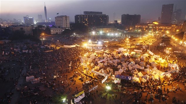 L'opposition au président Mohammed Morsi est réunie place Tahrir. L'opposition au président Mohammed Morsi est réunie place Tahrir.
