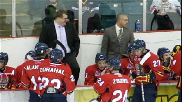 Le Titan d'Acadie-Bathurst et son entraîneur Danny Dupont Le Titan d'Acadie-Bathurst et son entraîneur Danny Dupont