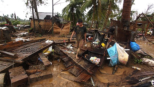Des maisons ont été complètement détruites dans le sud de l'île de Mindanao, aux Philippines. Des maisons ont été complètement détruites dans le sud de l'île de Mindanao, aux Philippines.