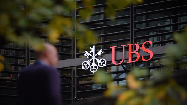 La banque suisse UBS, dans le cœur financier de Londres. La banque suisse UBS, dans le cœur financier de Londres.