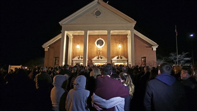 L’église St. Rose de Lima était pleine vendredi soir. L’église St. Rose de Lima était pleine vendredi soir.