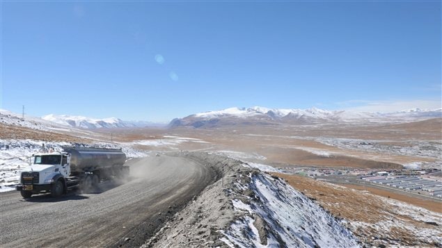 Vue de la mine Kumtor, au Kirgizstan Vue de la mine Kumtor, au Kirgizstan