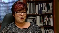 La porte-parole d'Action ontarienne contre la violence faite aux femmes, Josée Guindon La porte-parole d'Action ontarienne contre la violence faite aux femmes, Josée Guindon