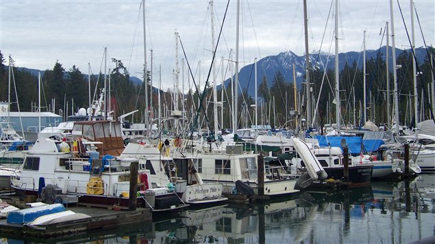 Une marina du quartier Coal Harbour à Vancouver Une marina du quartier Coal Harbour à Vancouver