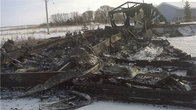 La maison détruite par les flammes dans la municipalité rurale de Springfield La maison détruite par les flammes dans la municipalité rurale de Springfield