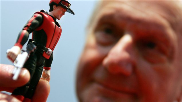 Gerry Anderson et le capitaine Scarlet Gerry Anderson et le capitaine Scarlet