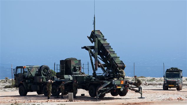 Station de lancement de missiles patriotes (Archives de l'OTAN) Station de lancement de missiles patriotes (Archives de l'OTAN)