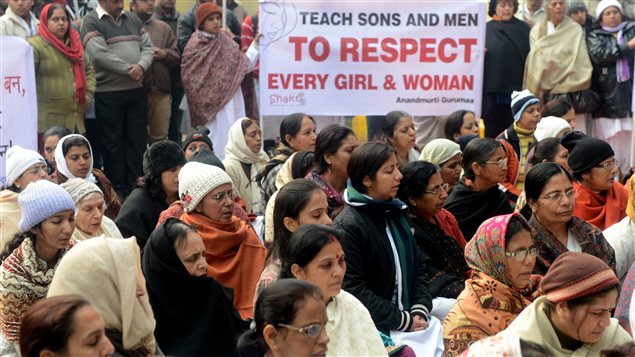 Manifestation dénonçant le viol de la jeune fille à New Delhi (archives) Manifestation dénonçant le viol de la jeune fille à New Delhi (archives)