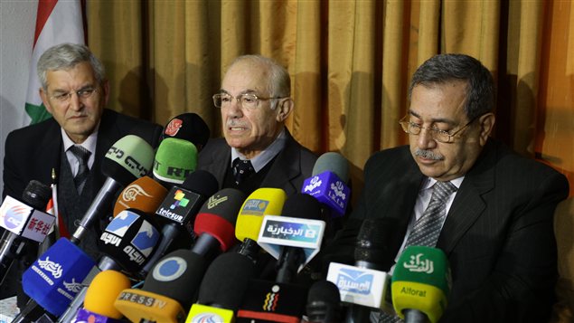 Les dirigeants du CCCND Hassan Abdel Azim (centre), Raja Nasir (à droite) et Akram al-Akrami (à gache) Les dirigeants du CCCND Hassan Abdel Azim (centre), Raja Nasir (à droite) et Akram al-Akrami (à gache)