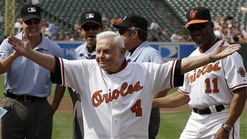 Earl Weaver en 2010. Earl Weaver en 2010.