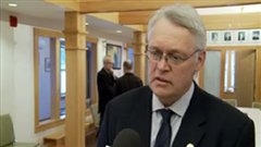 Le ministre délégué aux Régions et ministre responsable de la région de la Gaspésie-Les Îles, Gaétan Lelièvre Le ministre délégué aux Régions et ministre responsable de la région de la Gaspésie-Les Îles, Gaétan Lelièvre