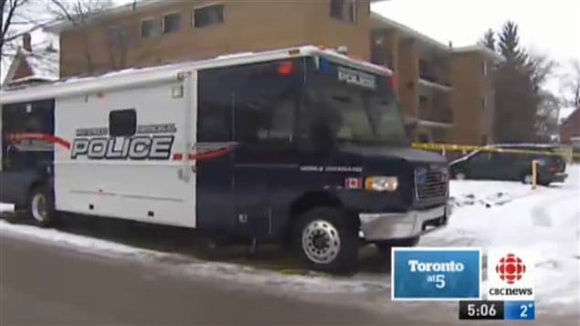 Les policiers poursuivent leur enquête sur le torse trouvé à Kitchener. Les policiers poursuivent leur enquête sur le torse trouvé à Kitchener.