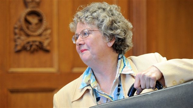 La commissaire à l'éthique Mary Dawson La commissaire à l'éthique Mary Dawson