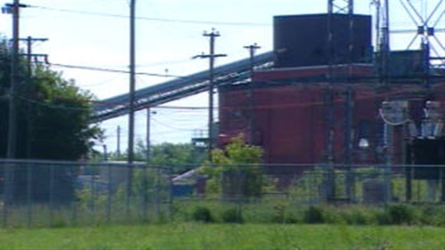 L'usine AbitibiBowater à Beaupré a cessé ses activités en octobre 2009. L'usine AbitibiBowater à Beaupré a cessé ses activités en octobre 2009.