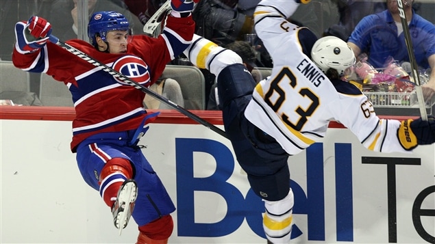 Alexei Emelin et Tyler Ennis Alexei Emelin et Tyler Ennis