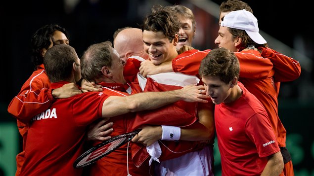 Milos Raonic et l'équipe canadienne de tennis. Milos Raonic et l'équipe canadienne de tennis.