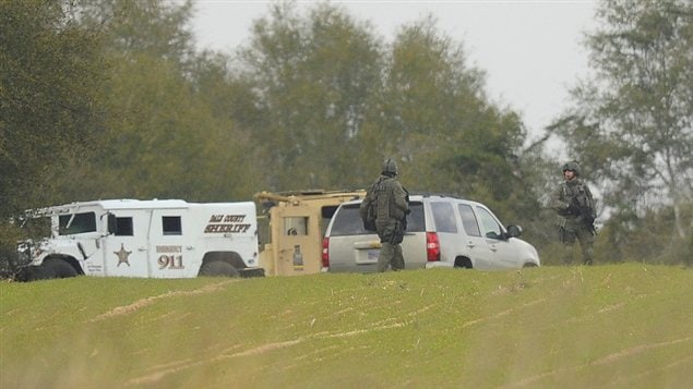 L'opération des autorités sur le site de la prise d'otage. L'opération des autorités sur le site de la prise d'otage.