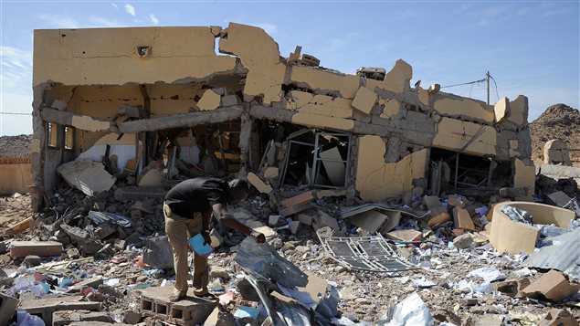 Un bâtiment détruit par un raid aérien français à Douentza, entre Mopti et Gao. Un bâtiment détruit par un raid aérien français à Douentza, entre Mopti et Gao.