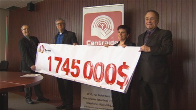 La campagne de Centraide Estrie 2012 a permis de recueillir 1 745 000 $. La campagne de Centraide Estrie 2012 a permis de recueillir 1 745 000 $.
