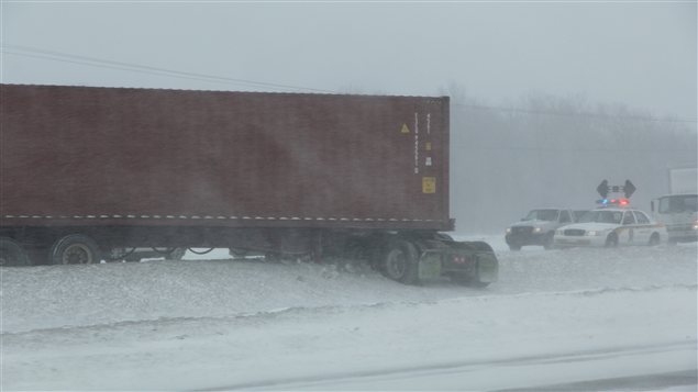 Sortie de route d'un camion près de Blainville Sortie de route d'un camion près de Blainville