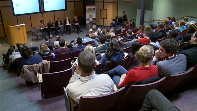 Le premier Forum étudiant de l'Ontario français Le premier Forum étudiant de l'Ontario français