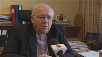 Mgr André Rivest, évêque du diocèse de Chicoutimi Mgr André Rivest, évêque du diocèse de Chicoutimi