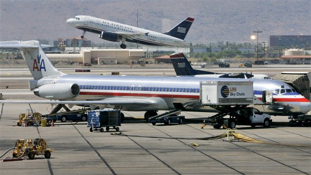 Des avions d'American Airlines et US Airways Des avions d'American Airlines et US Airways