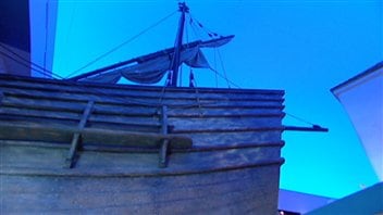 Une réplique de la poupe du San Juan impressionne par sa taille au Musée canadien des civilisations. Une réplique de la poupe du San Juan impressionne par sa taille au Musée canadien des civilisations.