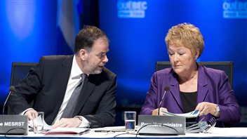 Le ministre de l'Enseignement supérieur, Pierre Duchesne, et la première ministre Pauline Marois Le ministre de l'Enseignement supérieur, Pierre Duchesne, et la première ministre Pauline Marois