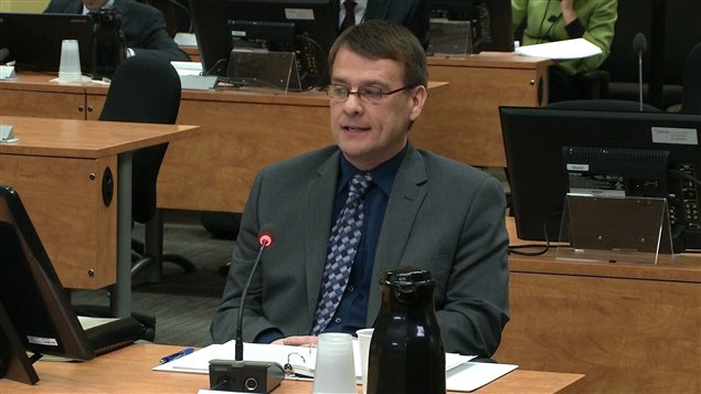 Guy Desrosiers expert comptable à la commission Charbonneau Guy Desrosiers expert comptable à la commission Charbonneau