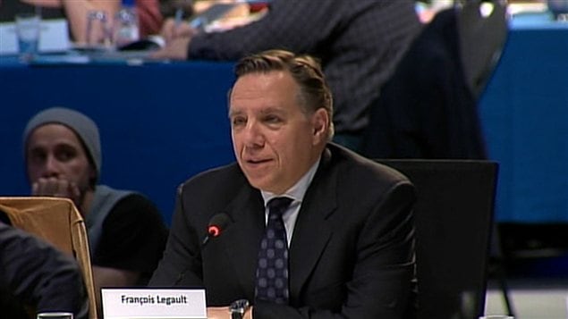 Le chef de la CAQ François Legault au premier jour du Sommet sur l'enseignement supérieur à Montréal Le chef de la CAQ François Legault au premier jour du Sommet sur l'enseignement supérieur à Montréal