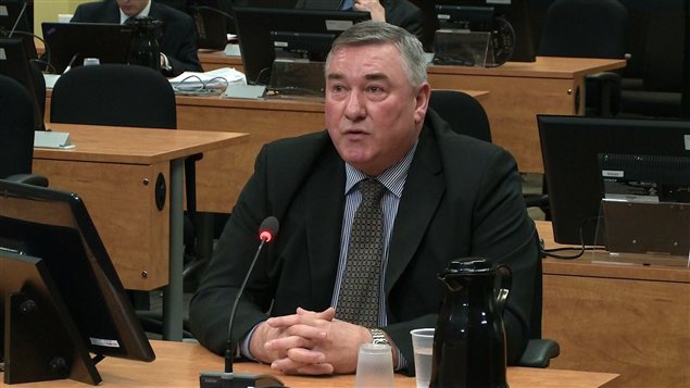 Serge Pourreaux, directeur de l'approvisionnement pour la Ville de Montréal de 2003 à 2006. Serge Pourreaux, directeur de l'approvisionnement pour la Ville de Montréal de 2003 à 2006.