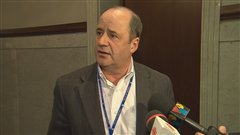 Le président des cols blancs Jean Gagnon dénonce le « spectacle » du maire Labeaume Le président des cols blancs Jean Gagnon dénonce le « spectacle » du maire Labeaume
