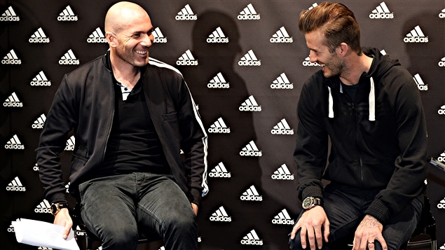 Zinedine Zidane et David Beckham Zinedine Zidane et David Beckham