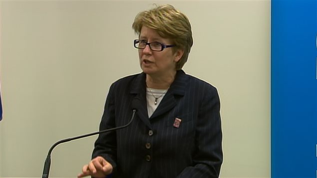 La ministre Agnès Maltais fait le point sur la réforme de l'aide sociale annoncée par Québec. La ministre Agnès Maltais fait le point sur la réforme de l'aide sociale annoncée par Québec.