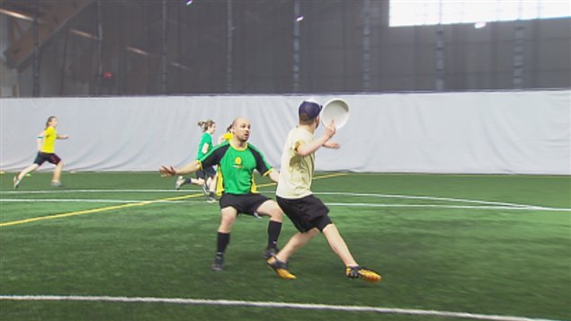 Frisbee Frisbee