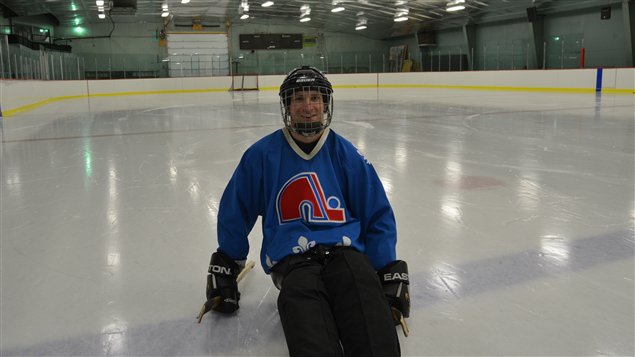 François Alain a mis sur pied une ligue de hockey luge à Macamic. François Alain a mis sur pied une ligue de hockey luge à Macamic.