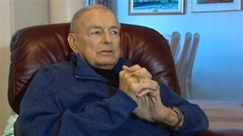 L'ancien premier ministre de l'Alberta Don Getty accorde une entrevue à la caméra de CBC, à une date indéterminée. L'ancien premier ministre de l'Alberta Don Getty accorde une entrevue à la caméra de CBC, à une date indéterminée.