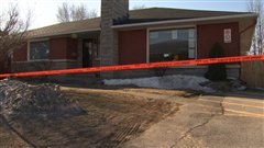 Un périmètre de sécurité est toujours en place près de la garderie. Un périmètre de sécurité est toujours en place près de la garderie.