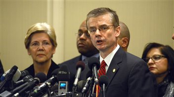 Rick DesLauriers le responsable du FBI, en conférence de presse, mardi Rick DesLauriers le responsable du FBI, en conférence de presse, mardi