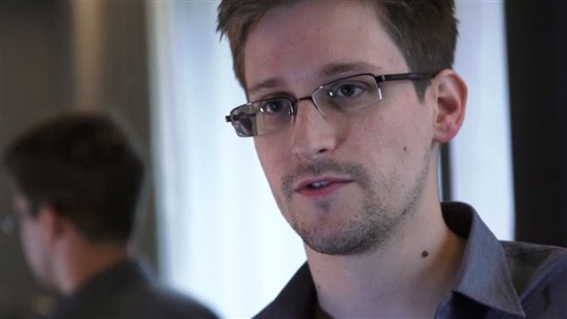 Edward Snowden, la source du Guardian Edward Snowden, la source du Guardian
