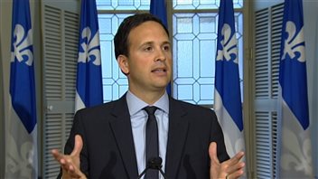 Le ministre délégué aux Affaires intergouvernementales canadiennes, à la Francophonie canadienne et à la Gouvernance souverainiste Le ministre délégué aux Affaires intergouvernementales canadiennes, à la Francophonie canadienne et à la Gouvernance souverainiste