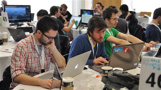Le hackathon du CHU-Sainte-Justine a attiré 120 programmeurs. Ici, des étudiants en génie de logiciels de l'École de technologie supérieure. Le hackathon du CHU-Sainte-Justine a attiré 120 programmeurs. Ici, des étudiants en génie de logiciels de l'École de technologie supérieure.